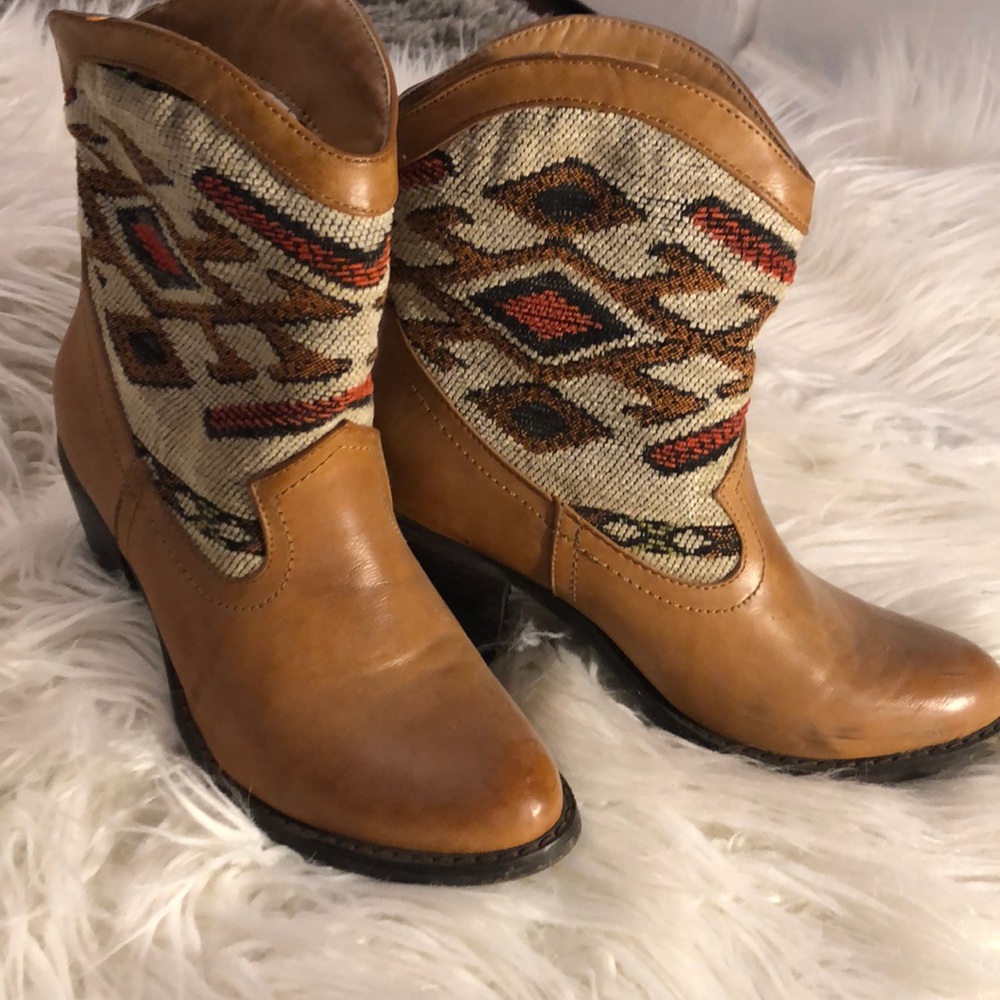 Low Top Cowboy Boots